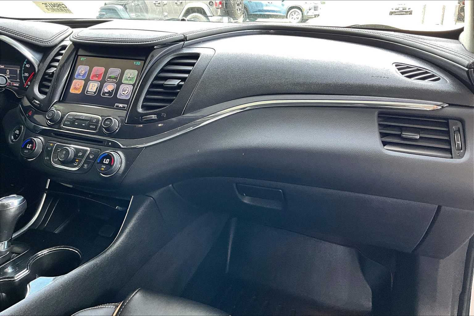 2016 Chevrolet Impala LTZ - Photo 13