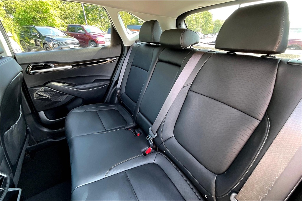 2025 Kia Seltos EX - Photo 14