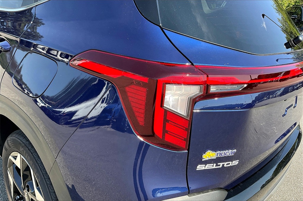 2025 Kia Seltos EX - Photo 30