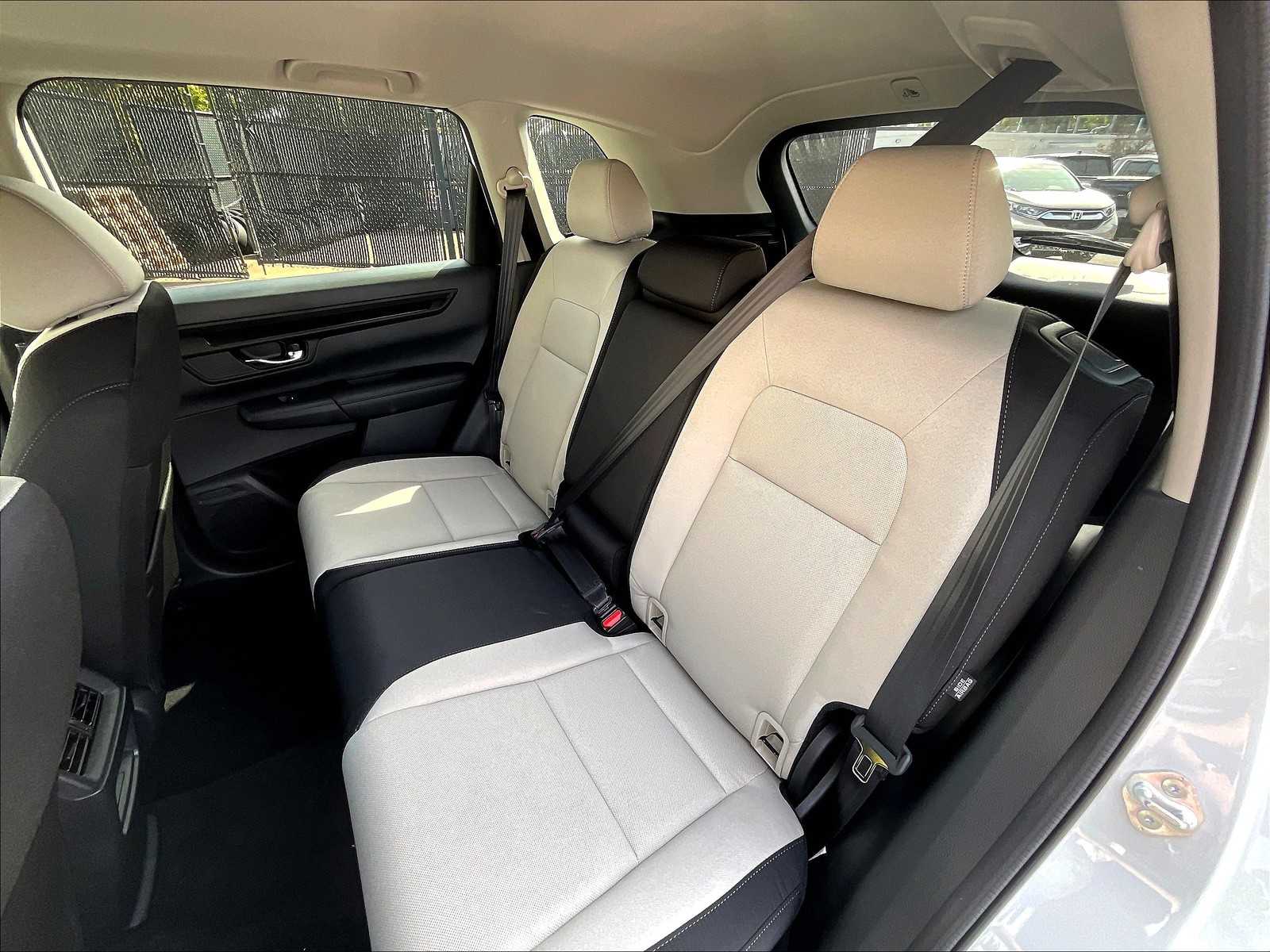 2026 Honda CR-V EX - Photo 15