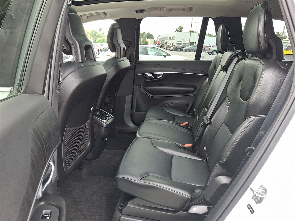 2020 Volvo XC90 T5 Momentum - Photo 11