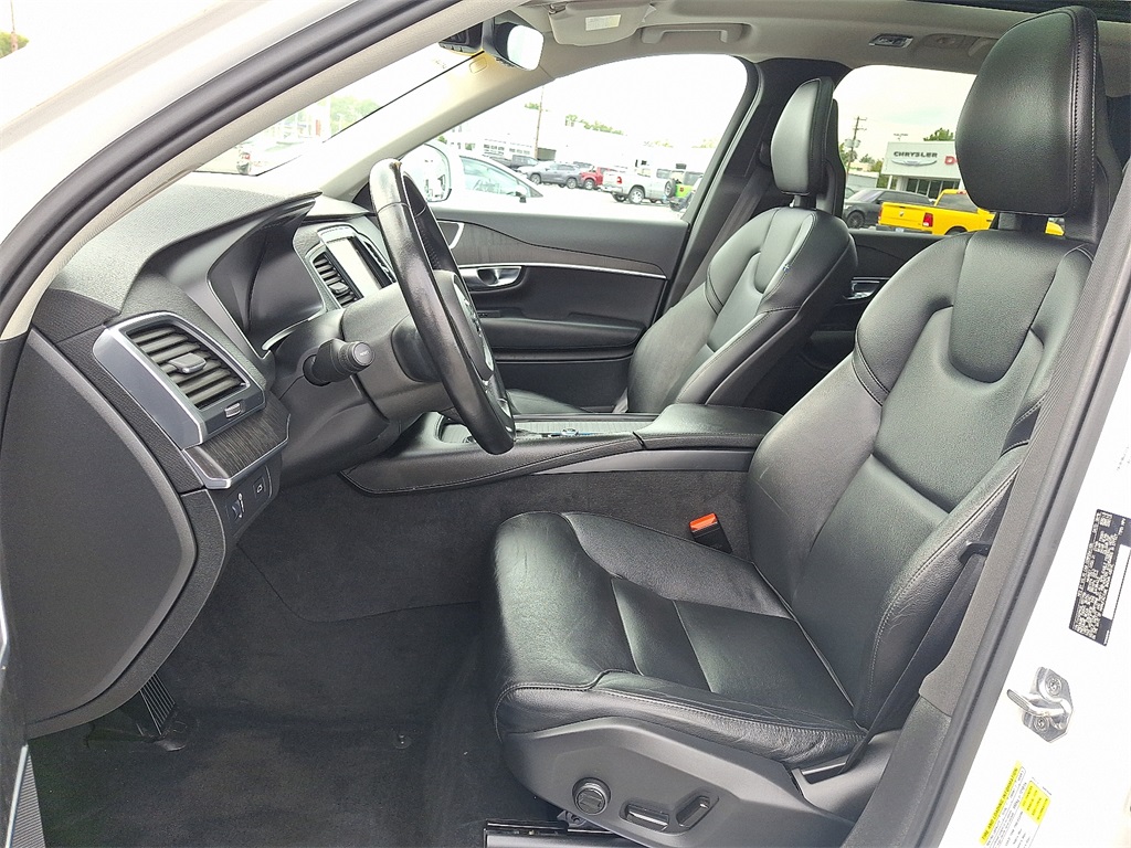 2020 Volvo XC90 T5 Momentum - Photo 15