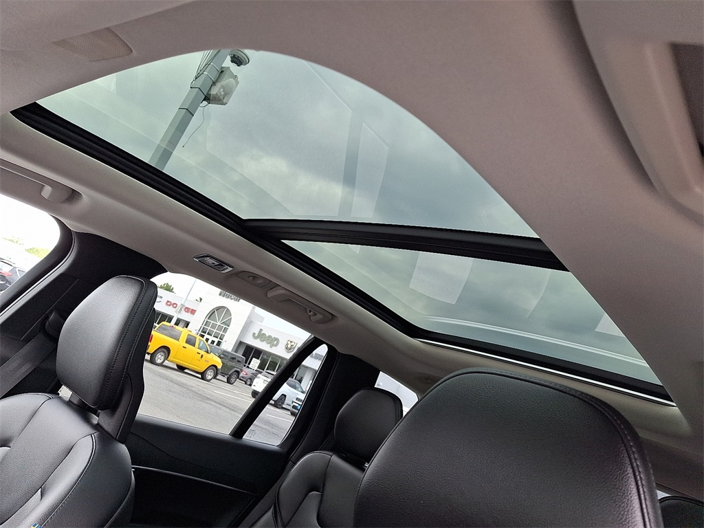 2020 Volvo XC90 T5 Momentum - Photo 16