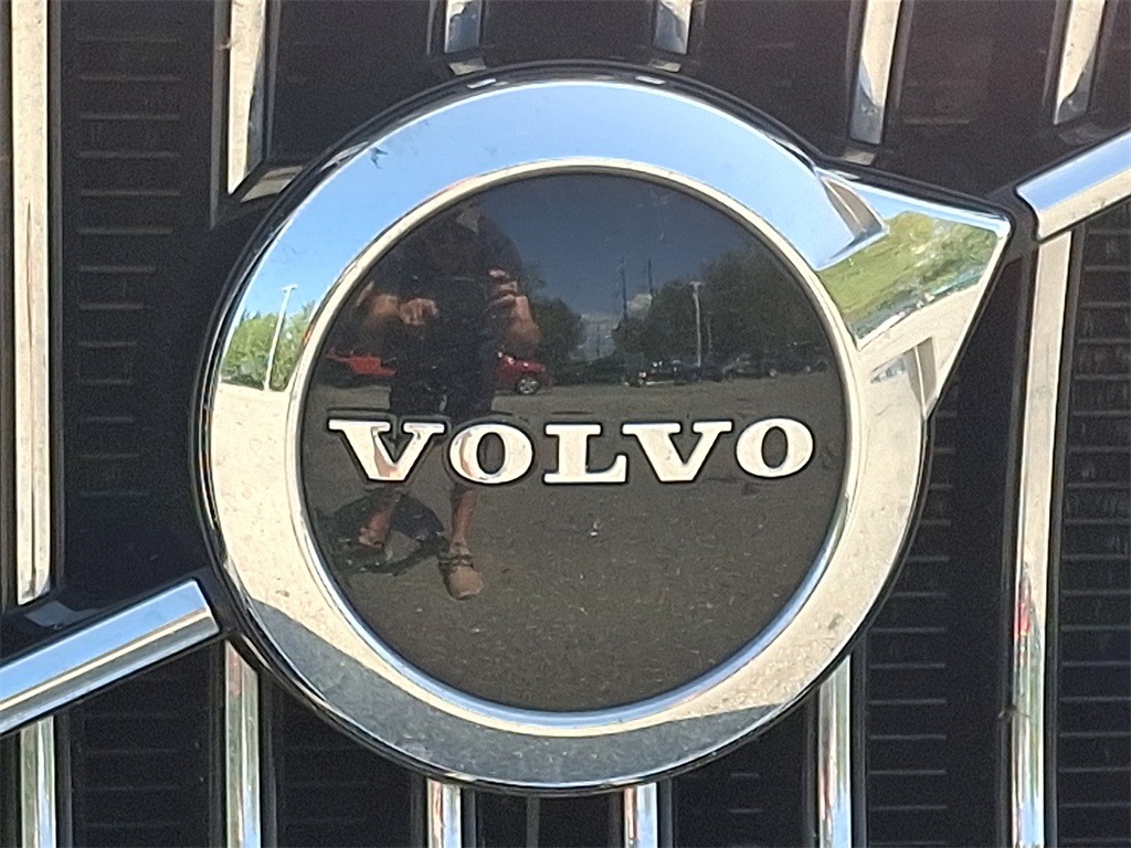 2020 Volvo XC90 T5 Momentum - Photo 10