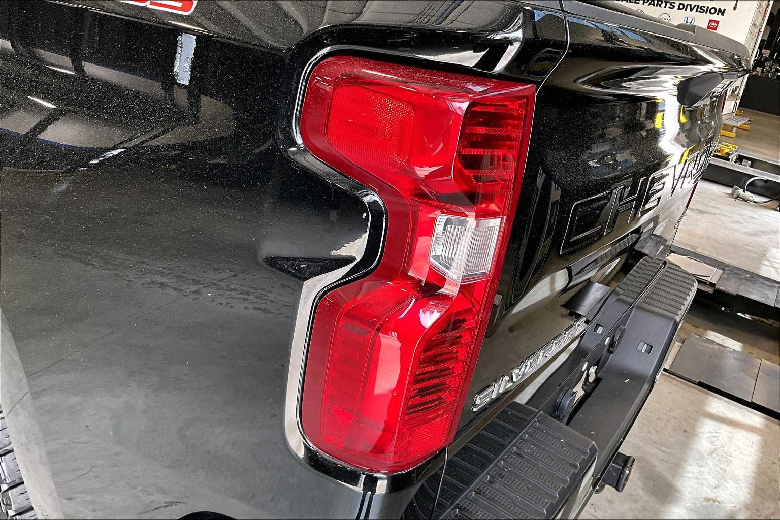 2022 Chevrolet Silverado 1500 Custom Trail Boss - Photo 35