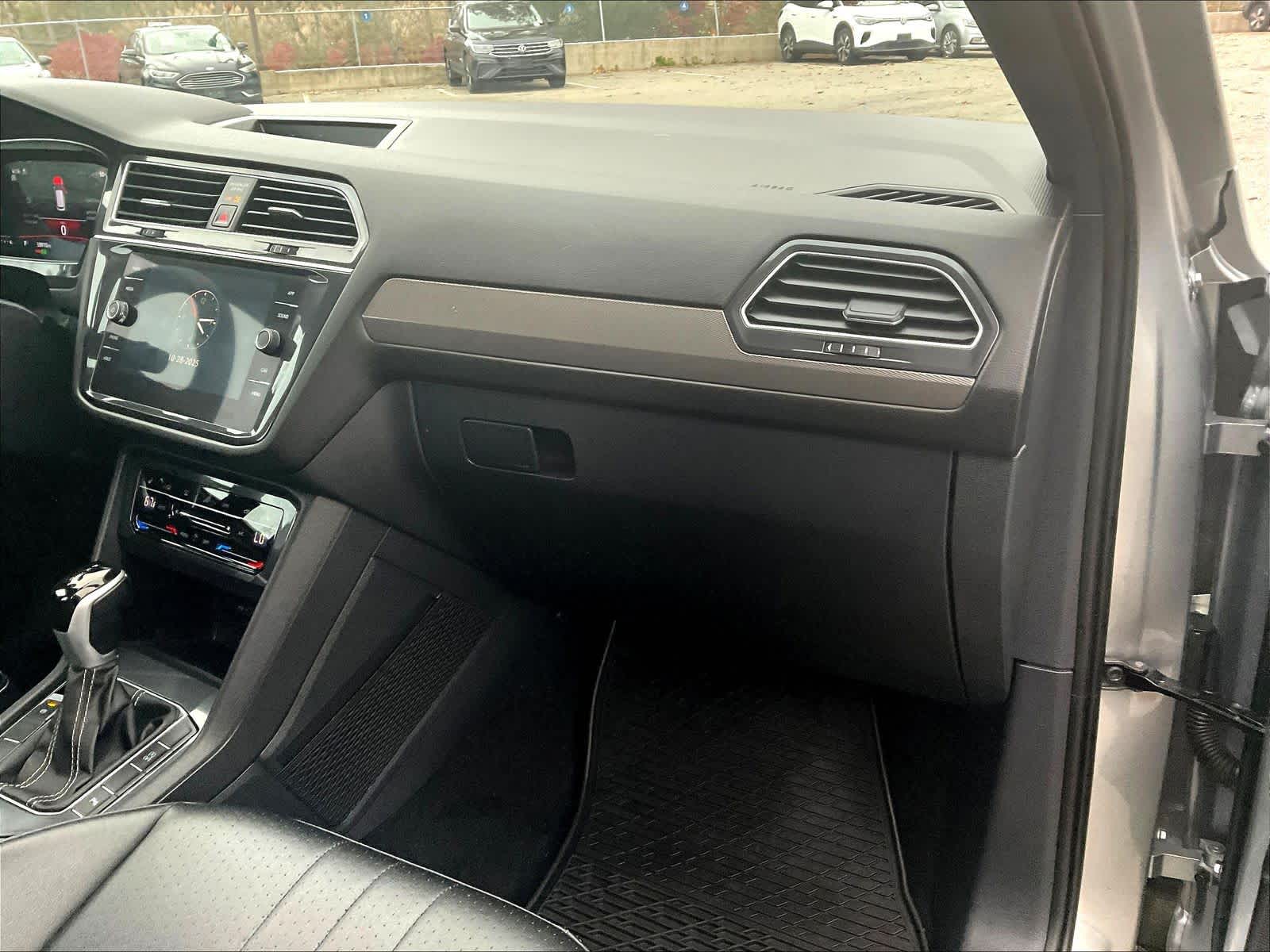 2023 Volkswagen Tiguan SE R-Line Black - Photo 13