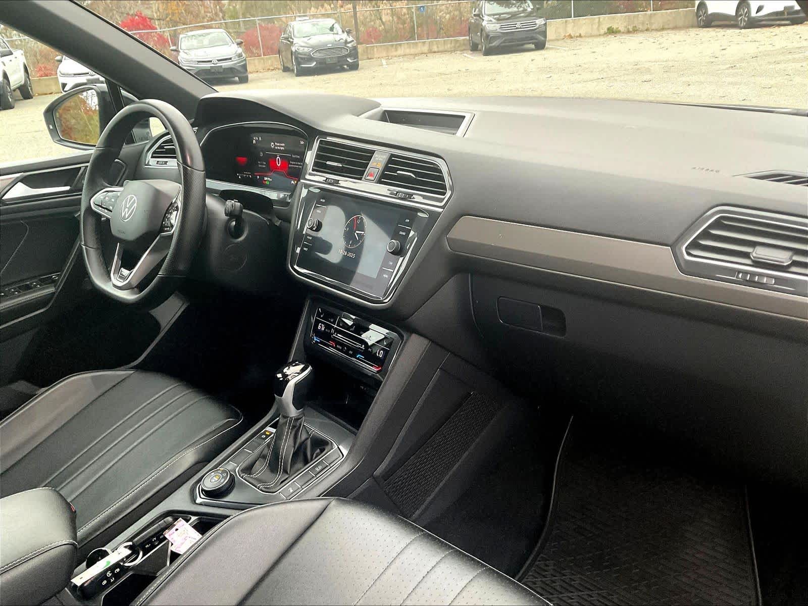 2023 Volkswagen Tiguan SE R-Line Black - Photo 14