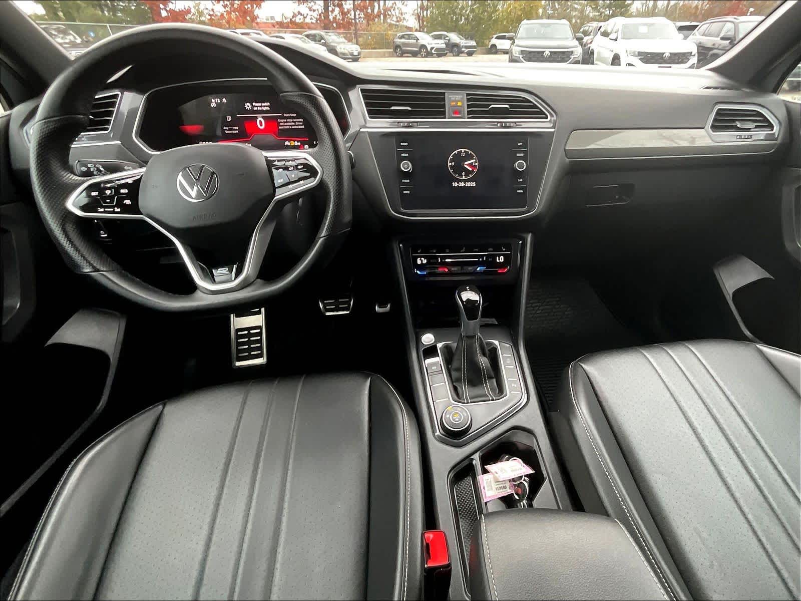 2023 Volkswagen Tiguan SE R-Line Black - Photo 21