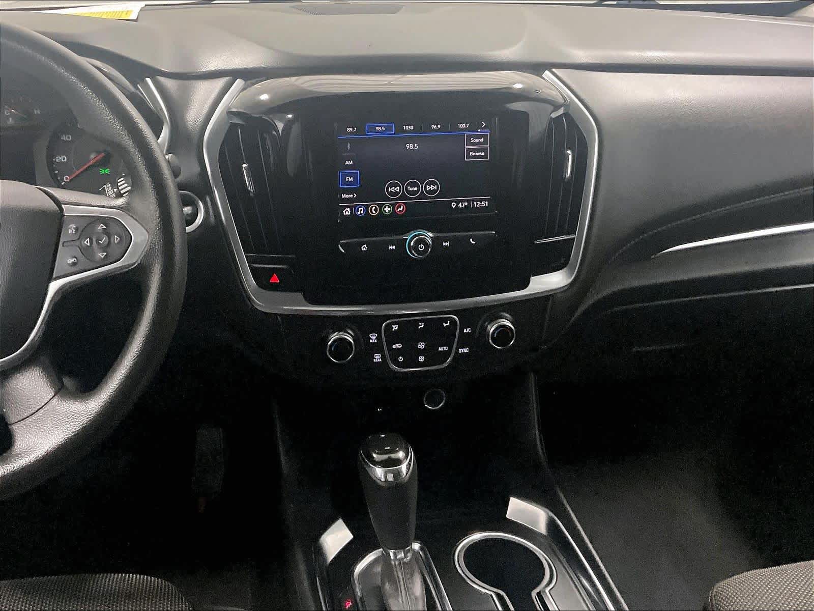 2020 Chevrolet Traverse LS - Photo 19