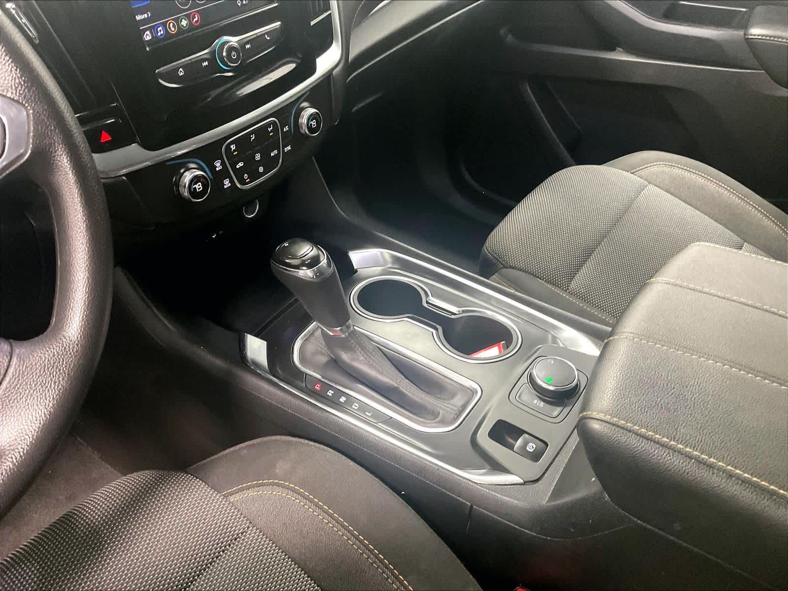 2020 Chevrolet Traverse LS - Photo 21