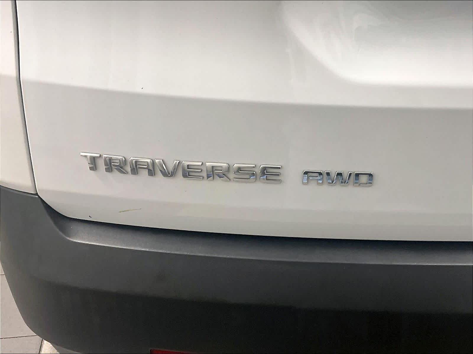 2020 Chevrolet Traverse LS - Photo 29