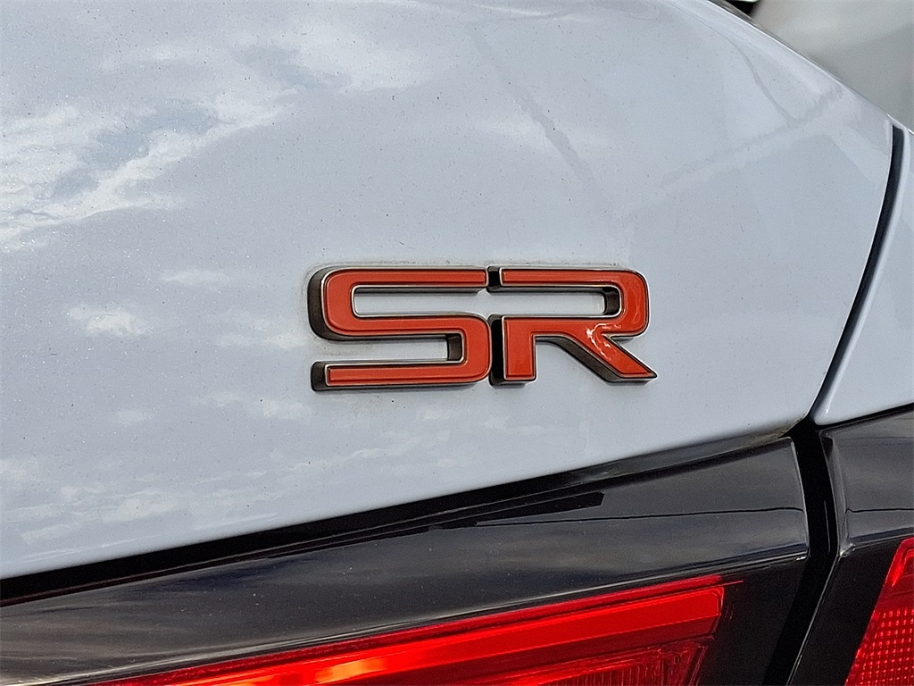 2023 Nissan Altima 2.5 SR - Photo 9