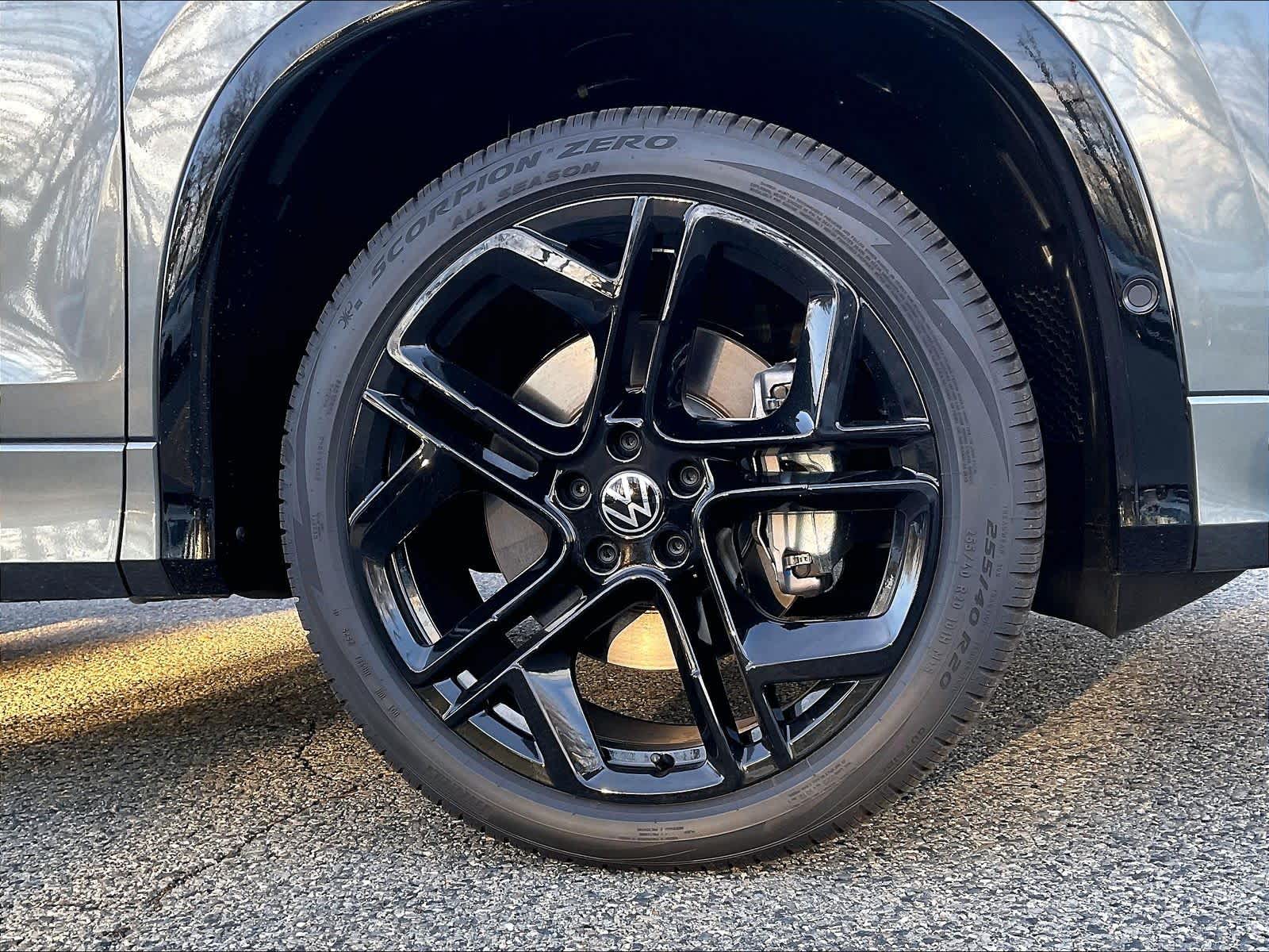 2025 Volkswagen Tiguan SE R-Line Black - Photo 8