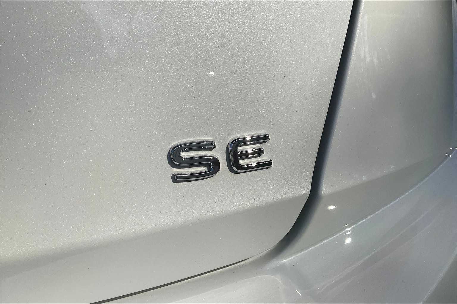 2024 Volkswagen Jetta SE - Photo 27