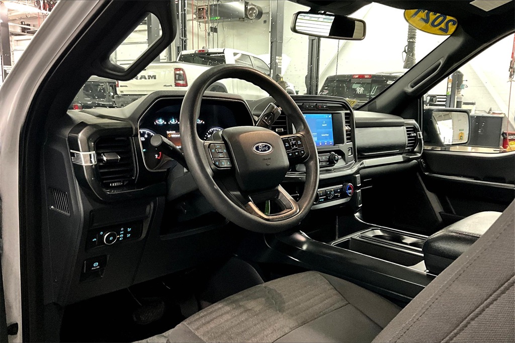 2021 Ford F-150 XL - Photo 8