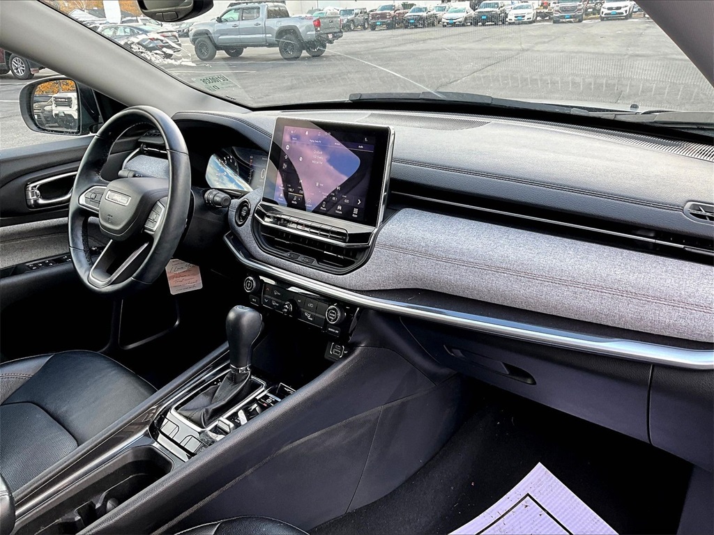2022 Jeep Compass Latitude Lux - Photo 14