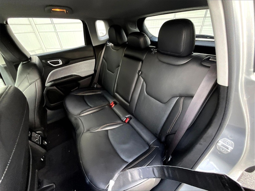 2022 Jeep Compass Latitude Lux - Photo 15
