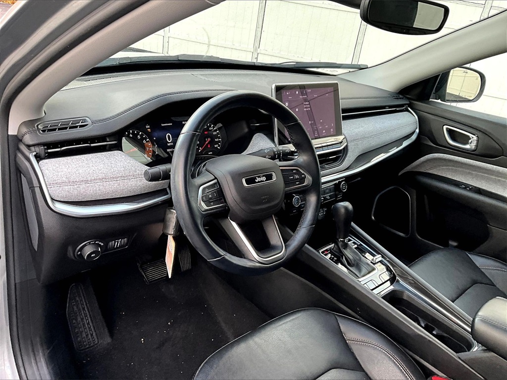 2022 Jeep Compass Latitude Lux - Photo 8