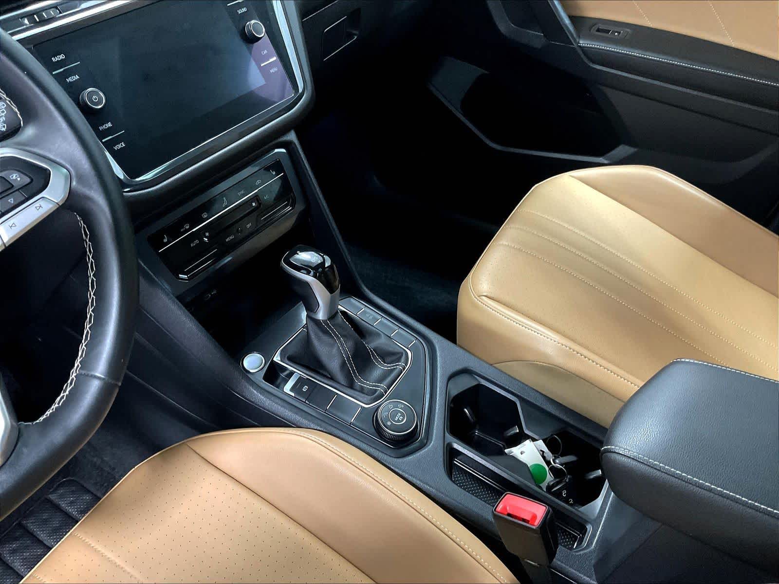 2022 Volkswagen Tiguan SE - Photo 20