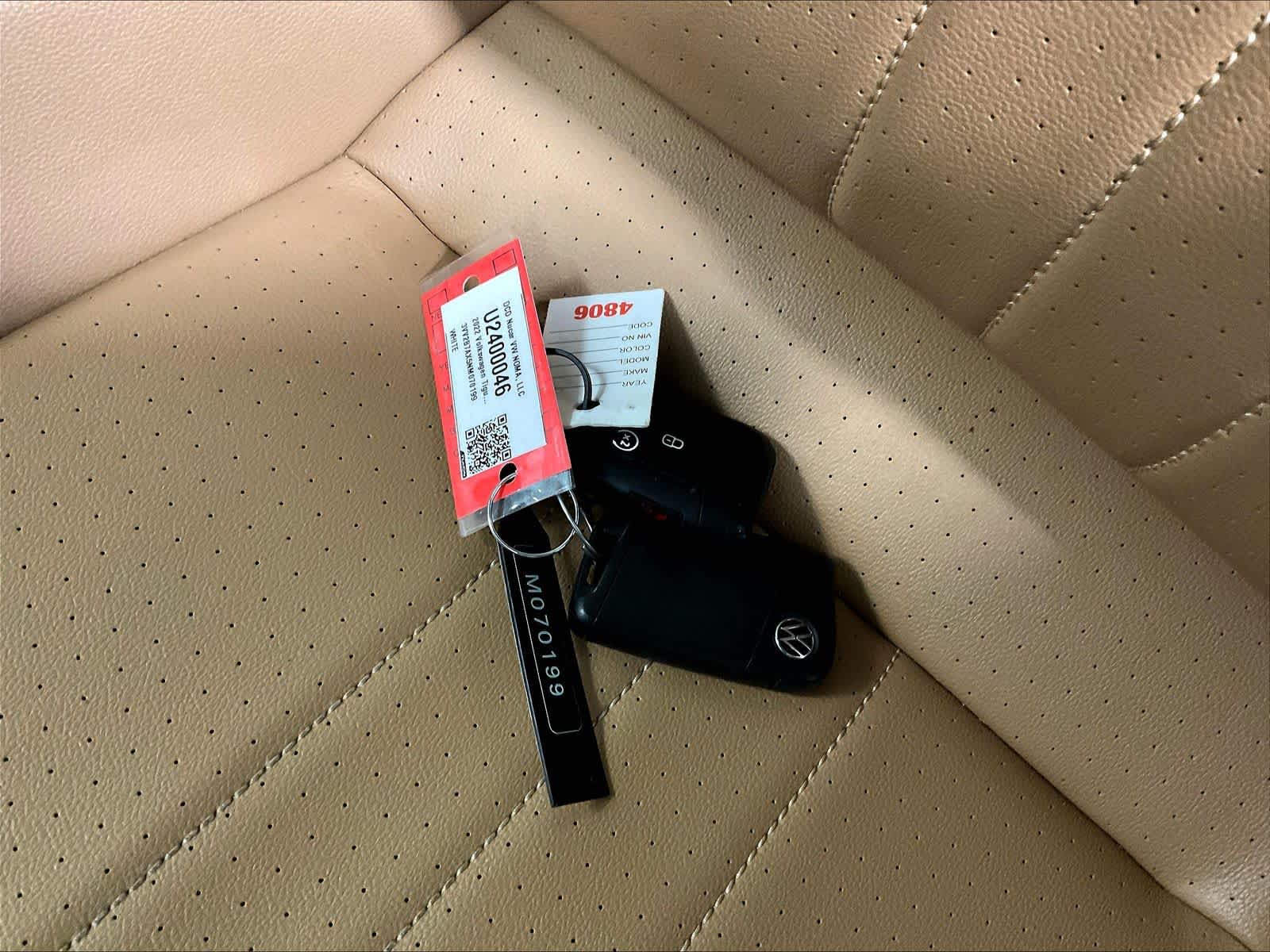 2022 Volkswagen Tiguan SE - Photo 31