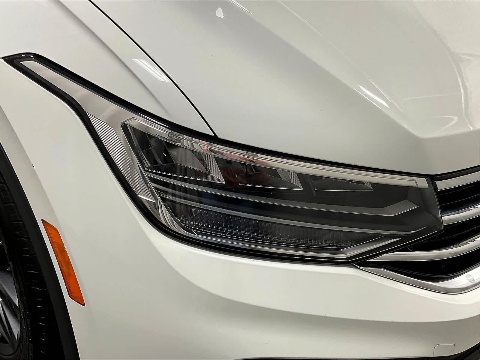 2022 Volkswagen Tiguan SE - Photo 33