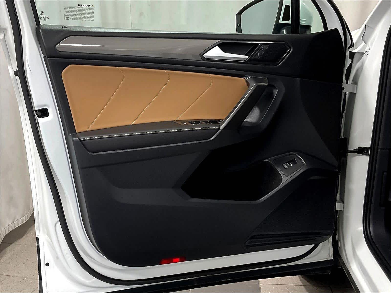 2022 Volkswagen Tiguan SE - Photo 9