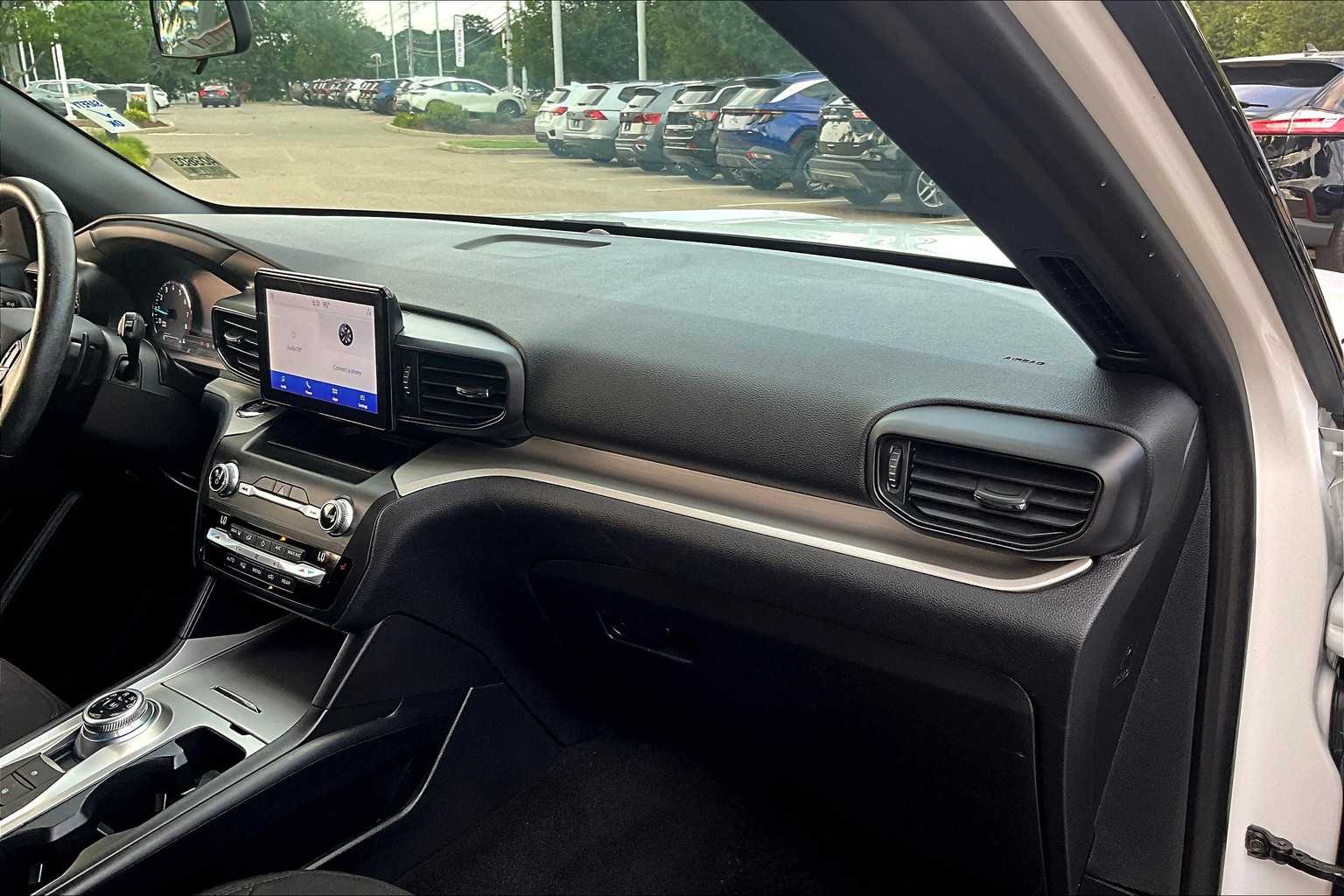 2020 Ford Explorer XLT - Photo 13