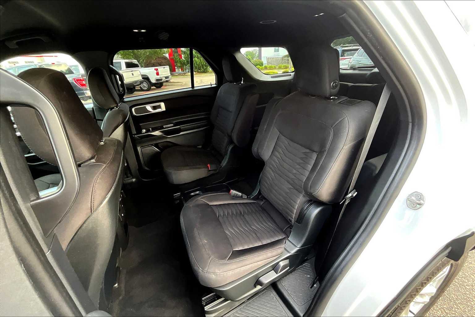 2020 Ford Explorer XLT - Photo 15