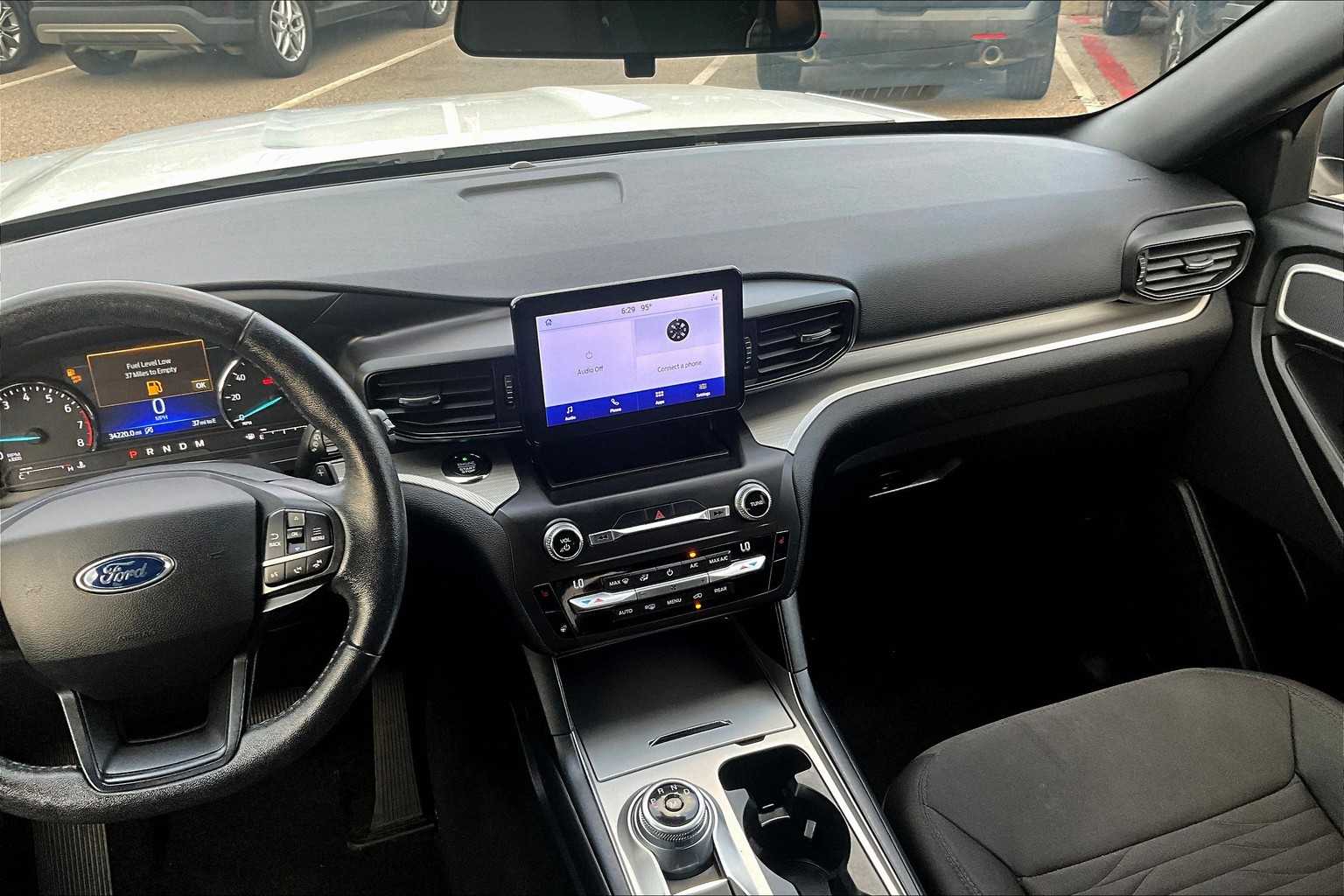 2020 Ford Explorer XLT - Photo 19
