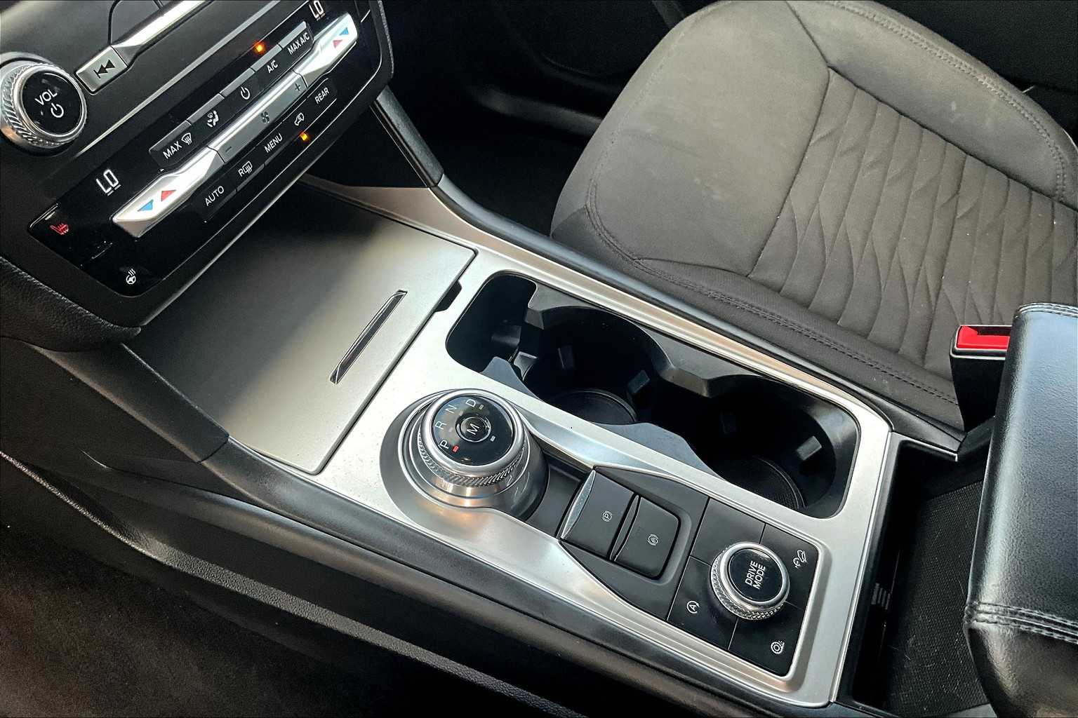 2020 Ford Explorer XLT - Photo 21