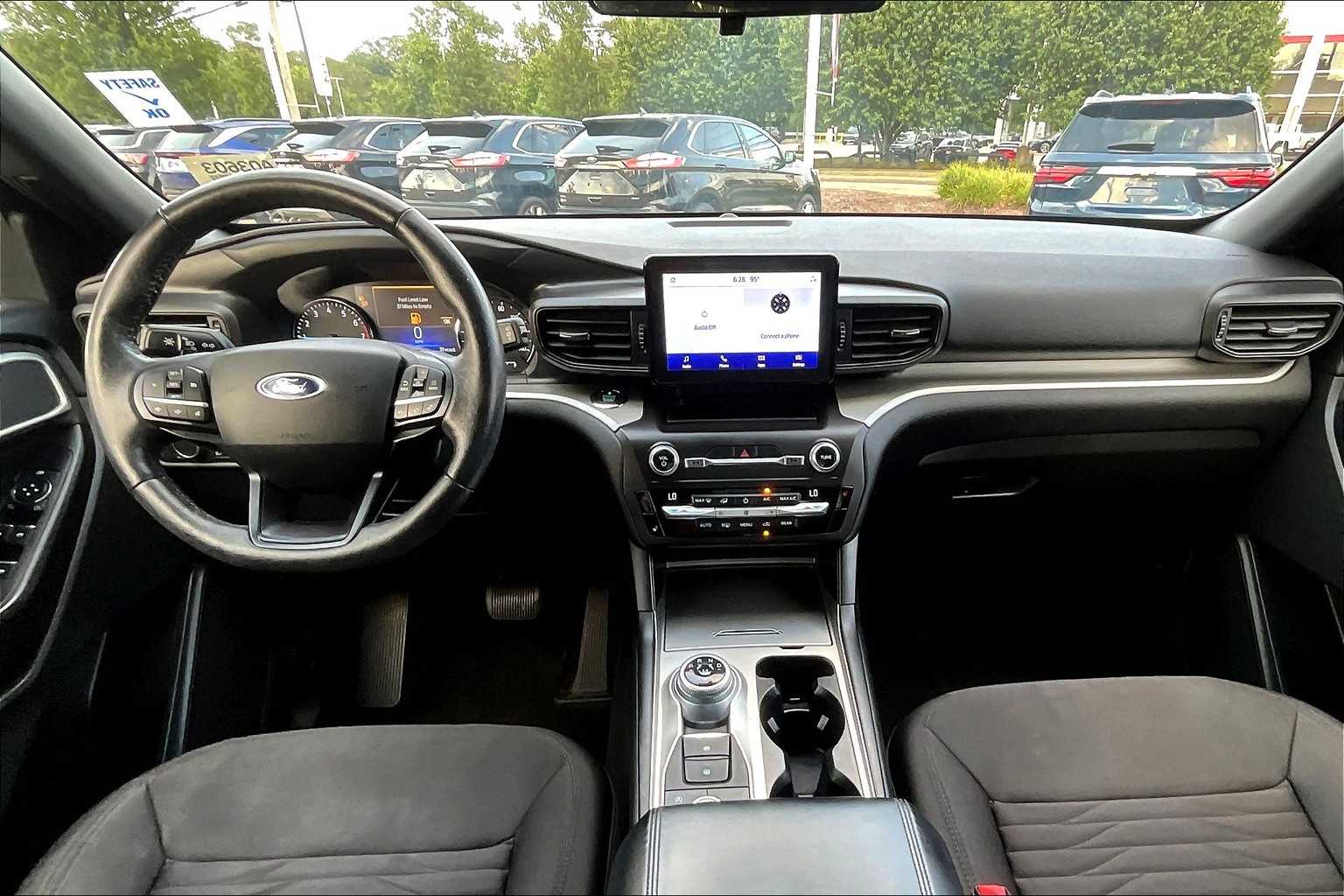 2020 Ford Explorer XLT - Photo 22