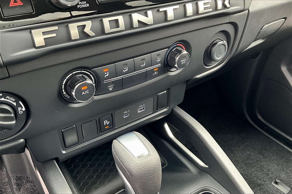 2025 Nissan Frontier SV - Photo 27