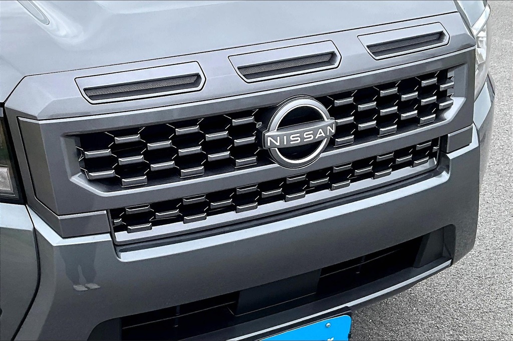 2025 Nissan Frontier SV - Photo 33