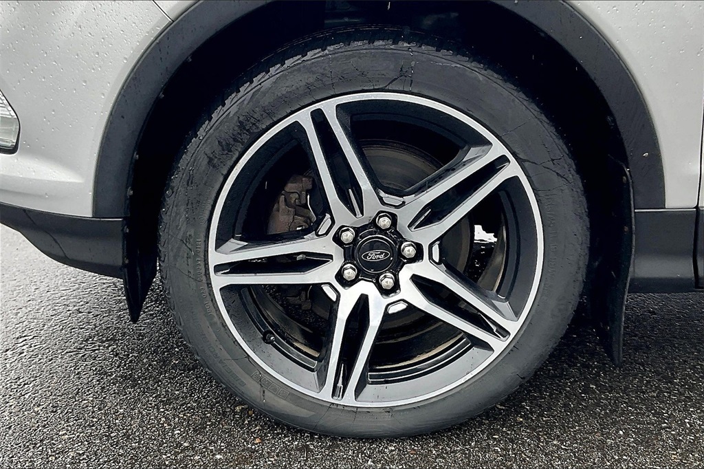 2019 Ford Escape SEL - Photo 7
