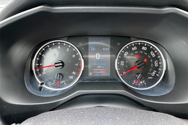 2021 Toyota RAV4 XLE - Photo 25