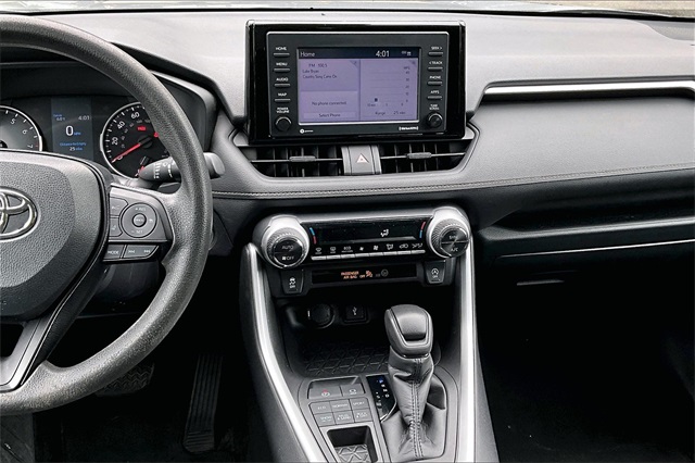 2021 Toyota RAV4 XLE - Photo 6