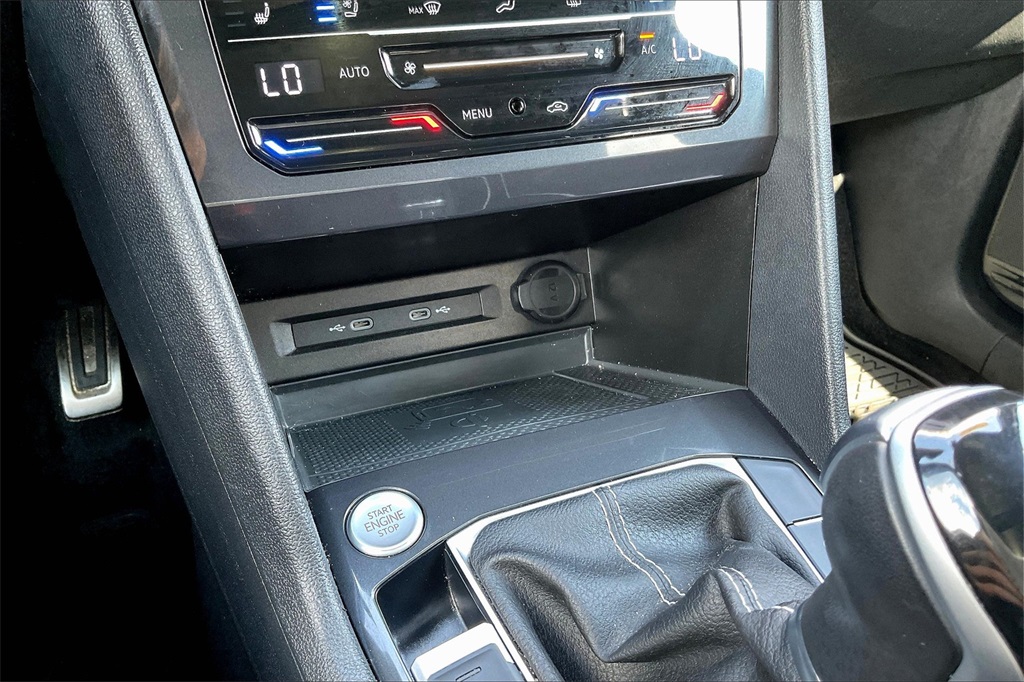 2022 Volkswagen Tiguan 2.0T SEL R-Line - Photo 12