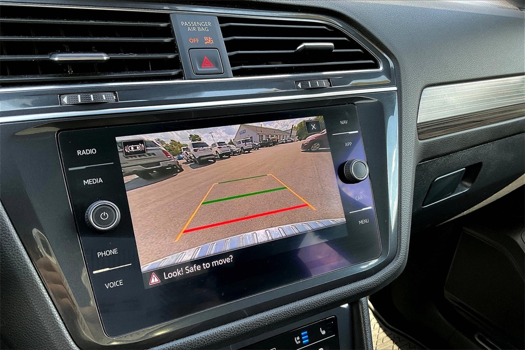 2022 Volkswagen Tiguan 2.0T SEL R-Line - Photo 16