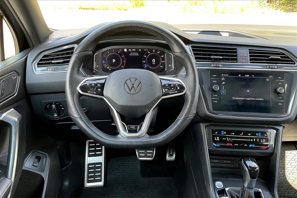 2022 Volkswagen Tiguan 2.0T SEL R-Line - Photo 17