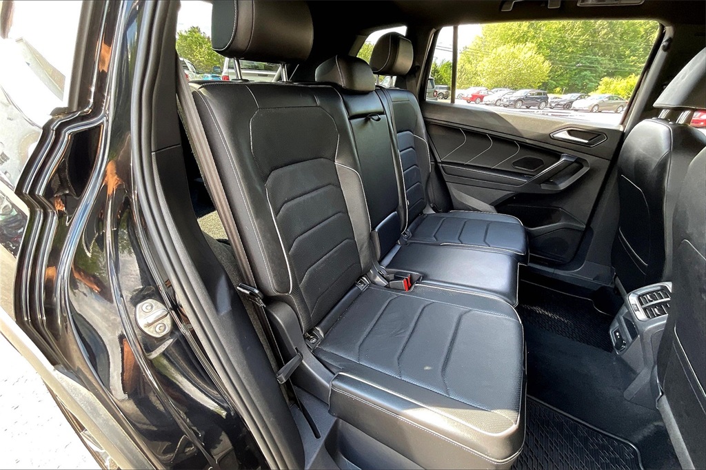 2022 Volkswagen Tiguan 2.0T SEL R-Line - Photo 19