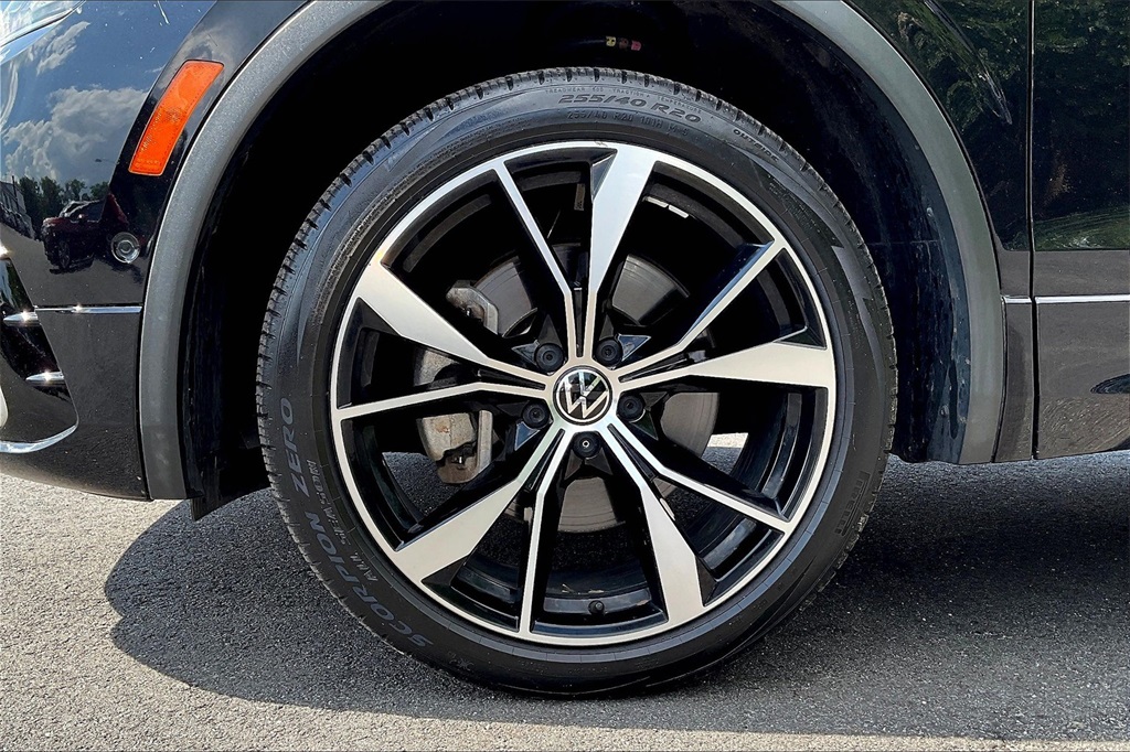 2022 Volkswagen Tiguan 2.0T SEL R-Line - Photo 22