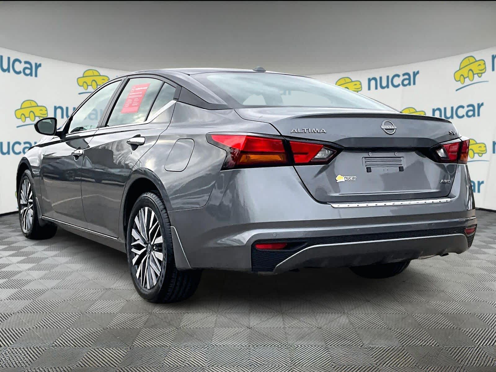 2023 Nissan Altima 2.5 SV - Photo 4