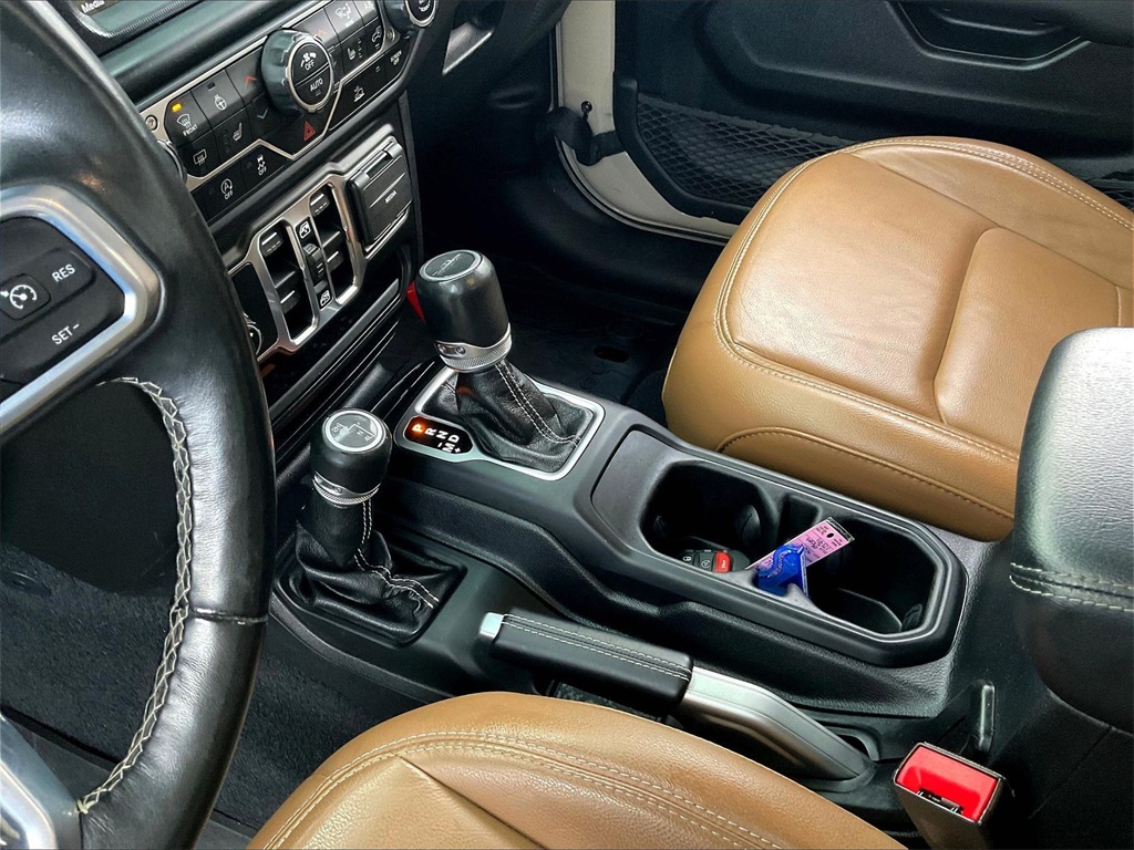 2020 Jeep Gladiator Overland - Photo 19