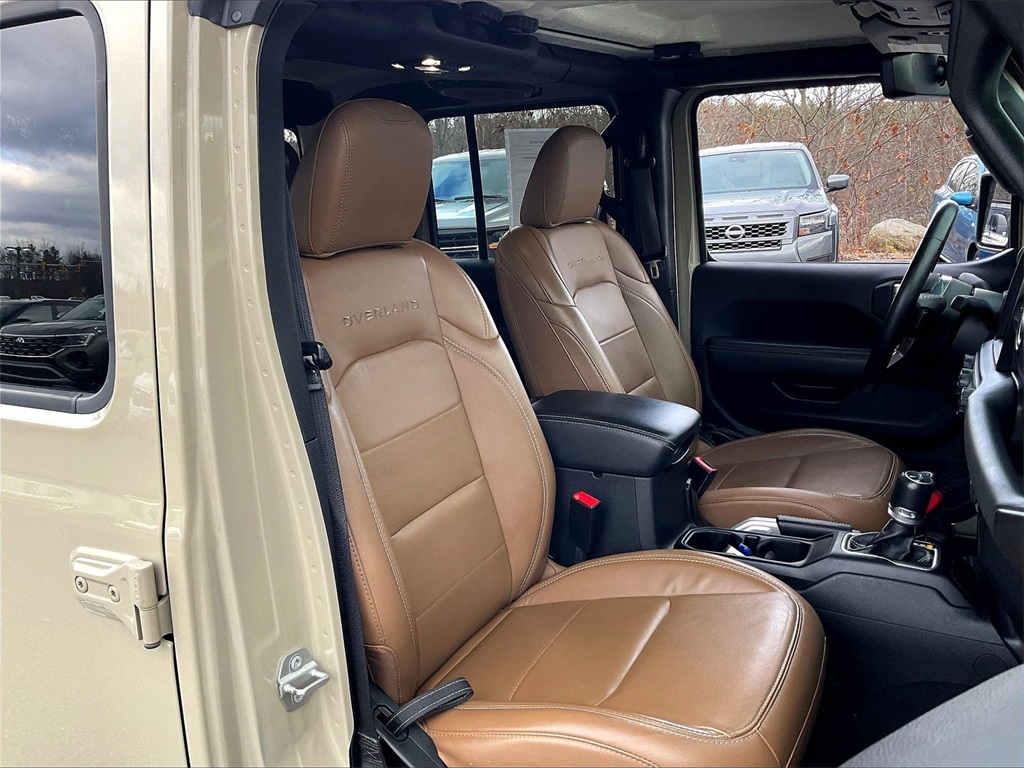 2020 Jeep Gladiator Overland - Photo 10