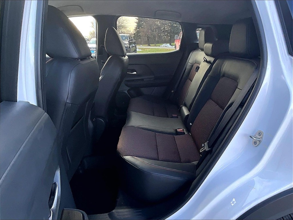 2025 Nissan Kicks SR - Photo 15