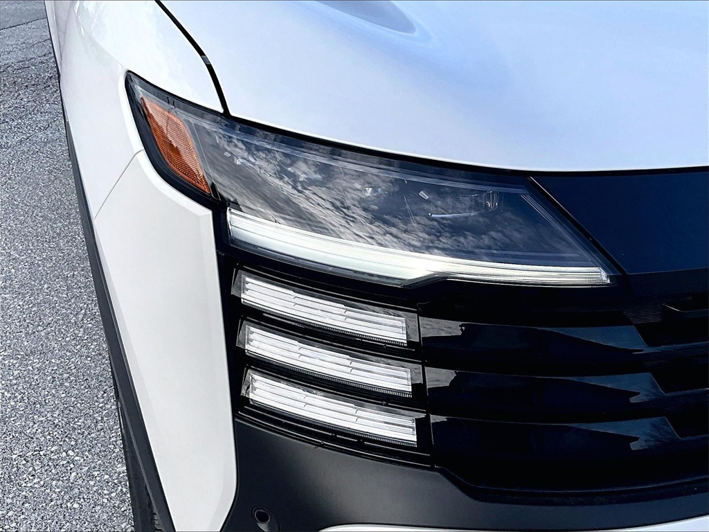 2025 Nissan Kicks SR - Photo 30