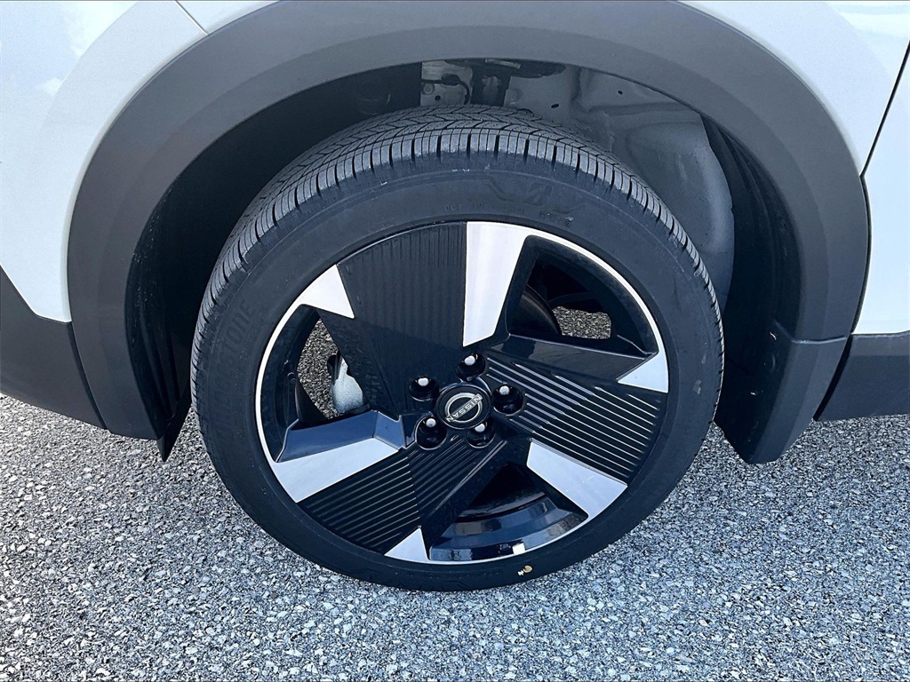 2025 Nissan Kicks SR - Photo 7