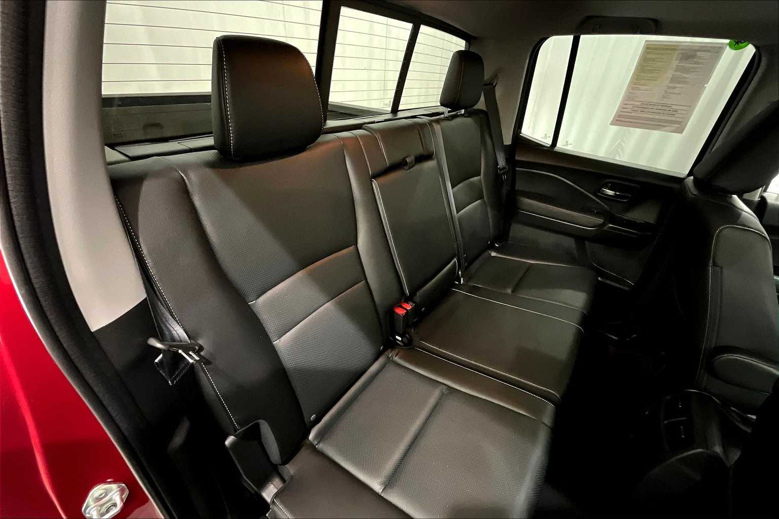2022 Honda Ridgeline RTL - Photo 16