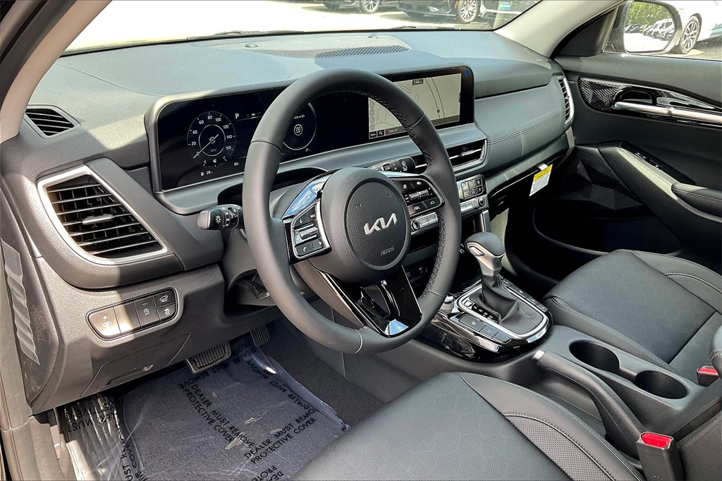 2026 Kia Seltos EX - Photo 9