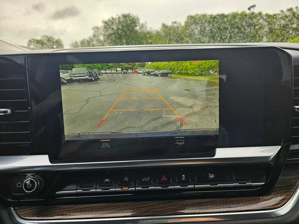 2023 Chevrolet Silverado 1500 LT - Photo 12
